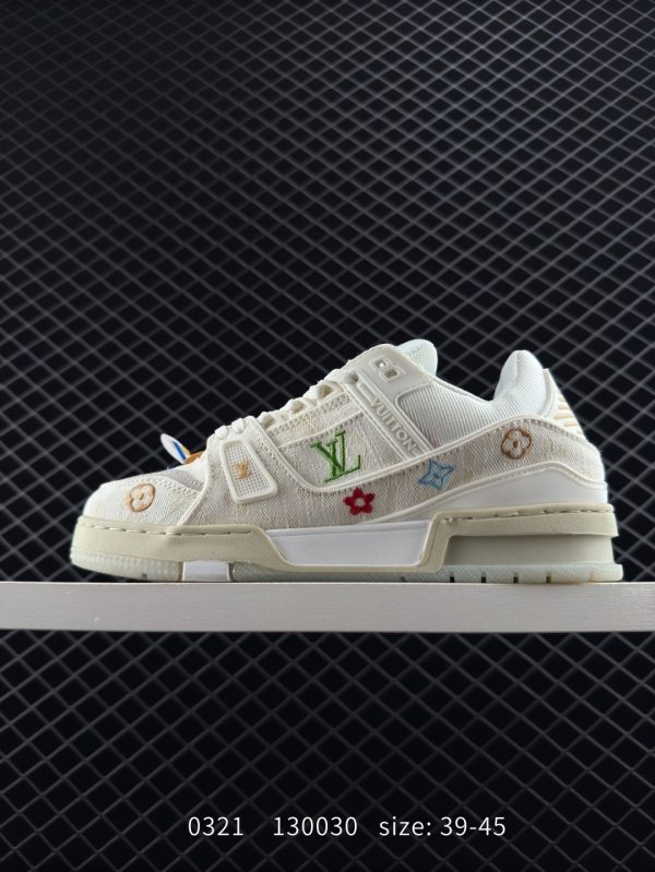 XZ829 Louis Vuitton Trainer Sneaker Low - Image 5