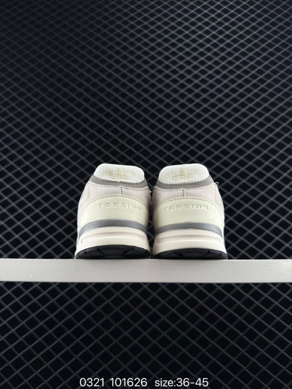 XZ808 adidas originals Torsion - Image 5