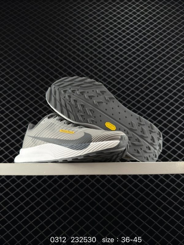 XZ679 NIKE JUNIPER TRAIL 2 GTX V2 - Image 3