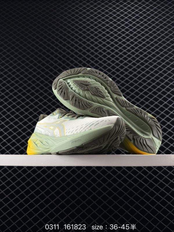 XZ664 Asics Novavlast 4 - Image 2