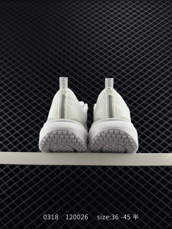 XZ748 Nike ZoomX Invincible Run Flyknit - Image 3