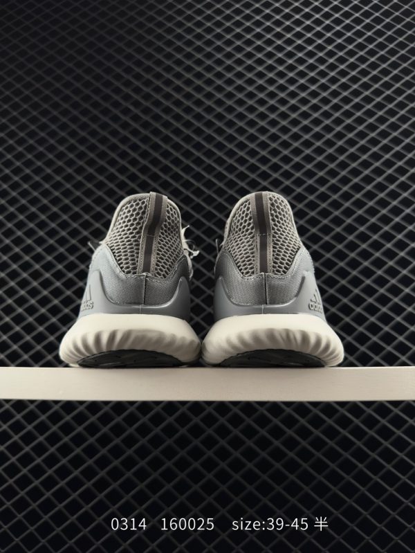 XZ702 didas Alphabounce Switch FWD M - Image 4
