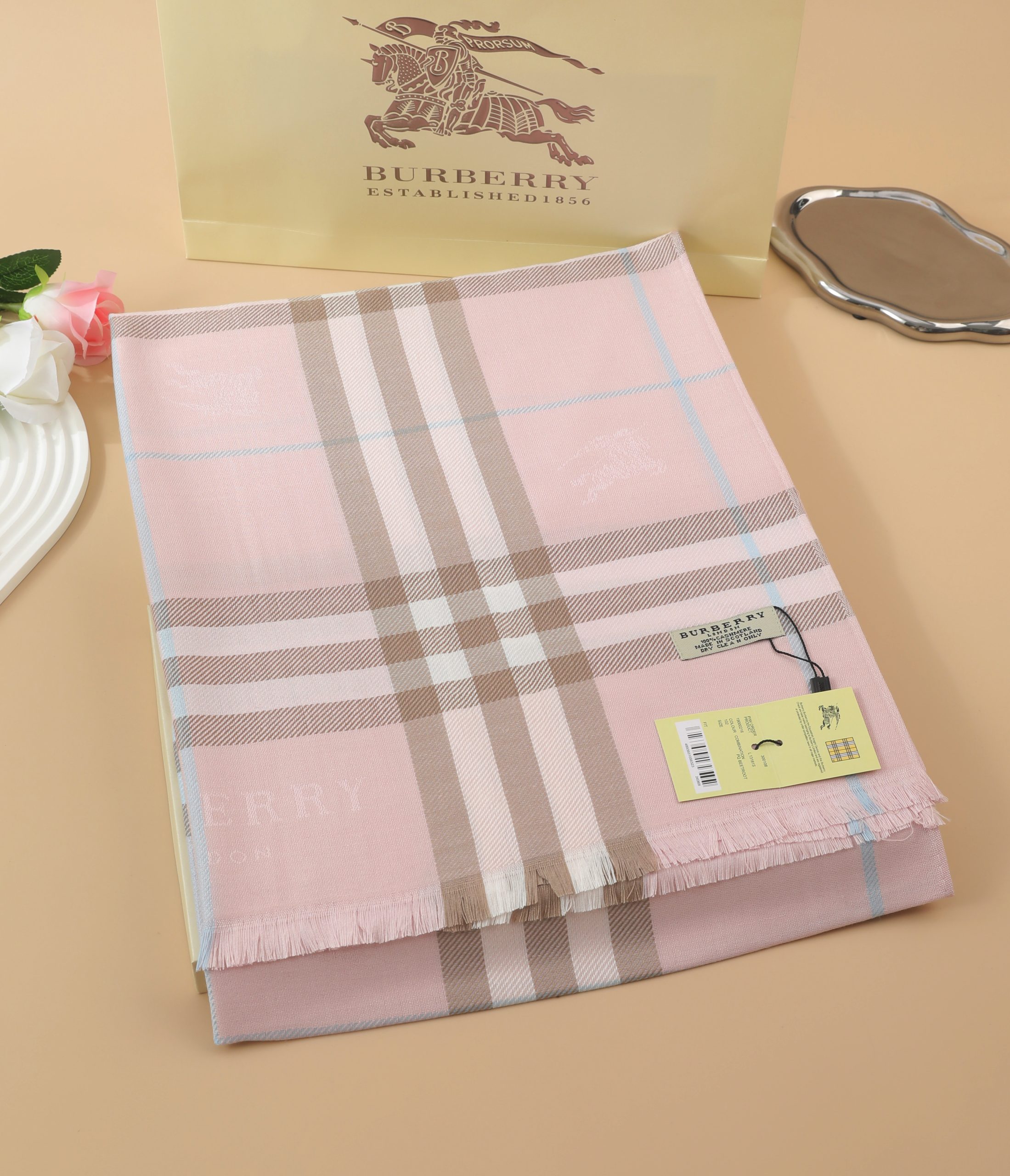 Classic Burberry cotton long scarf - Image 2