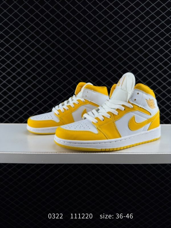 XZ821 NIKE Air Jordan 1 Mid "Neapolitan - Image 3