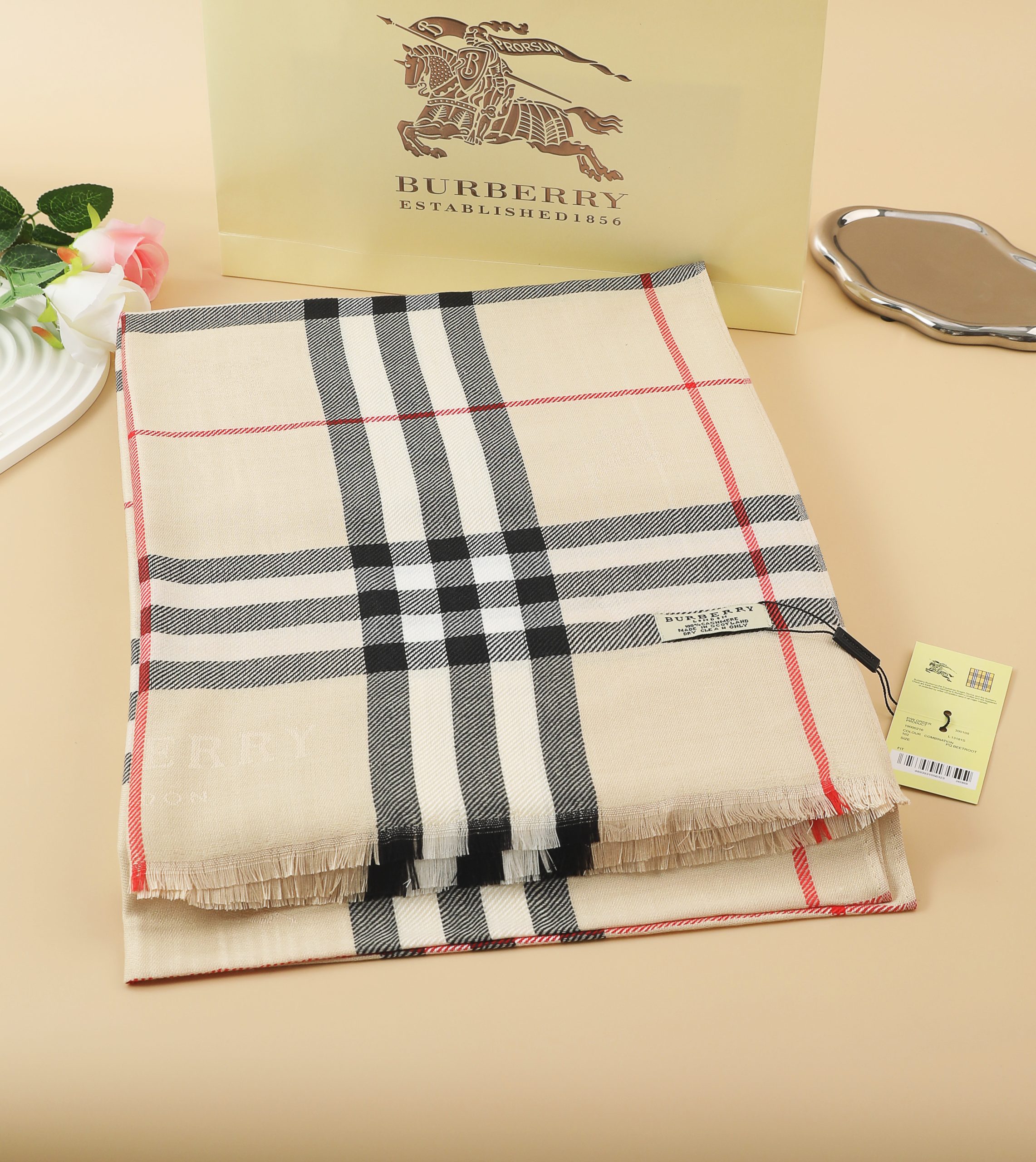 Classic Burberry cotton long scarf - Image 3