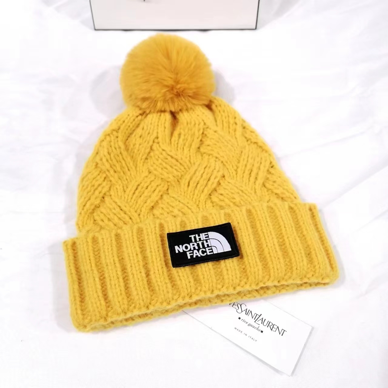 The North Face chunky knit hat - Image 4