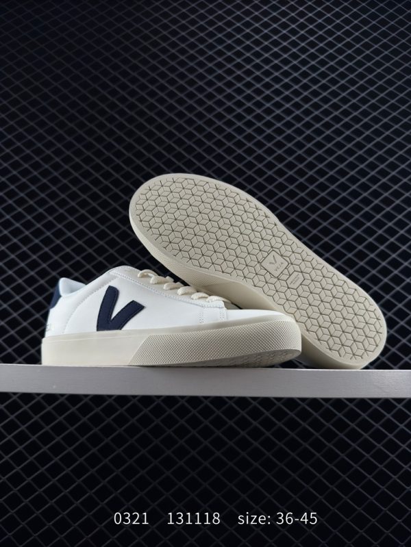 XZ831 Veja Campo Chrome Free Low Sneakers - Image 2
