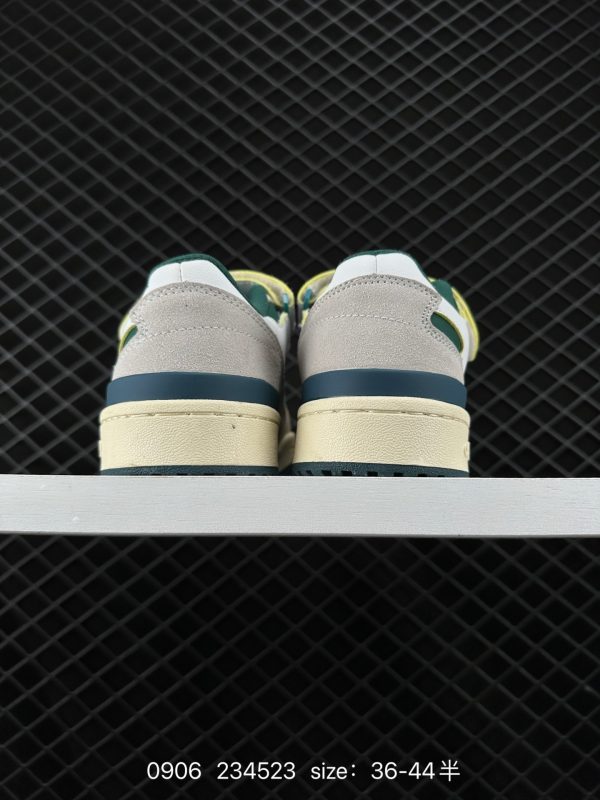 XZ778 Adidas originals Forum 84 low - Image 4