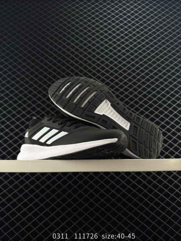 XZ665 Adidas DURAMOSL - Image 3