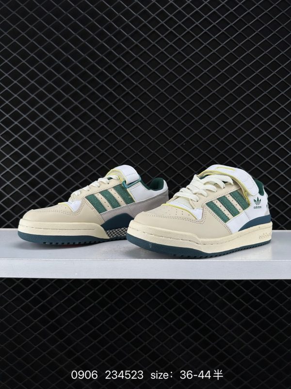 XZ778 Adidas originals Forum 84 low - Image 3