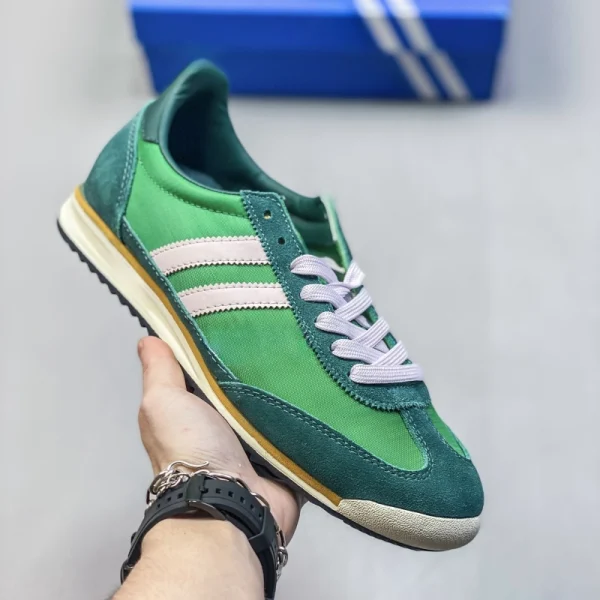 sl72 With shoe box - Image 2