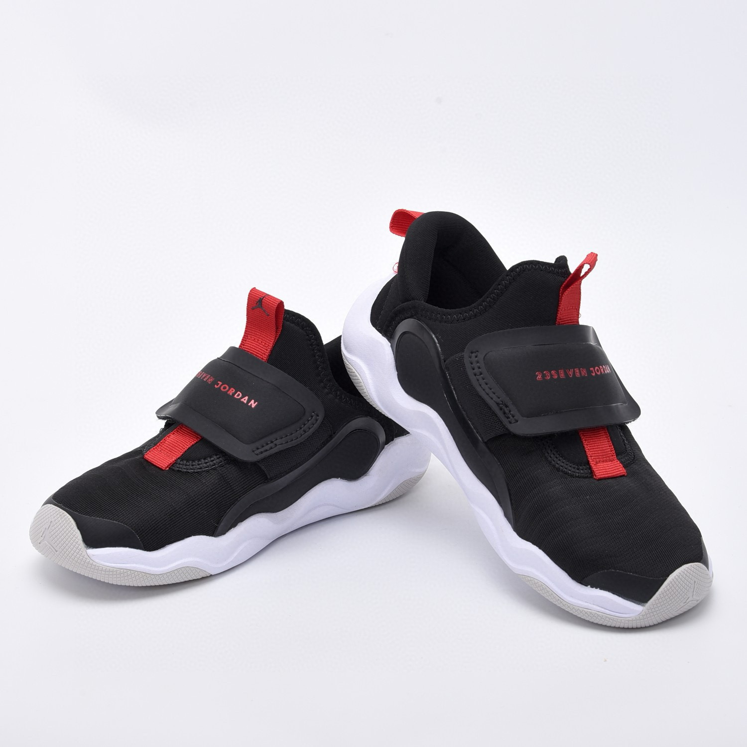 TX5 NIKE Little Shark Second Generation Children's Shoes - Image 4