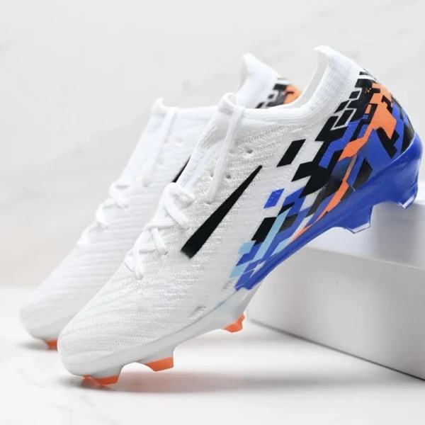 v16 With shoe box - Image 3