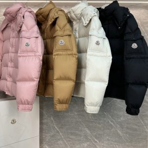 Moncler's new high-quality down jacket