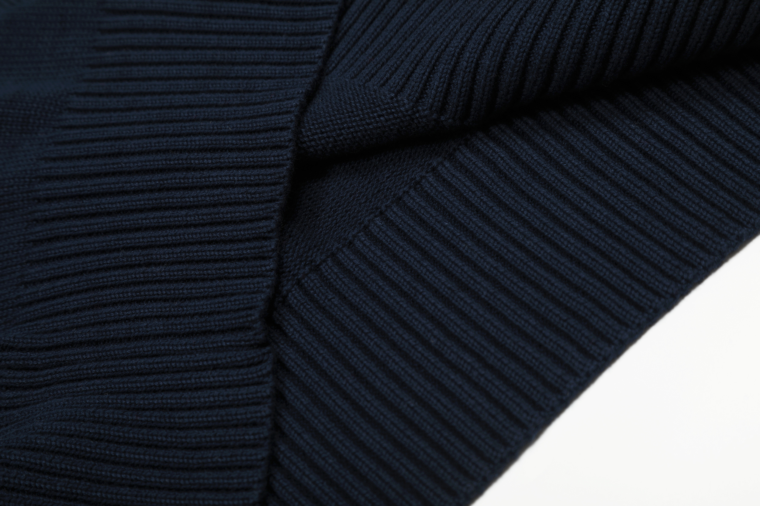 Ami2025 new round neck red little heart sheep sweater hoodie - Image 2