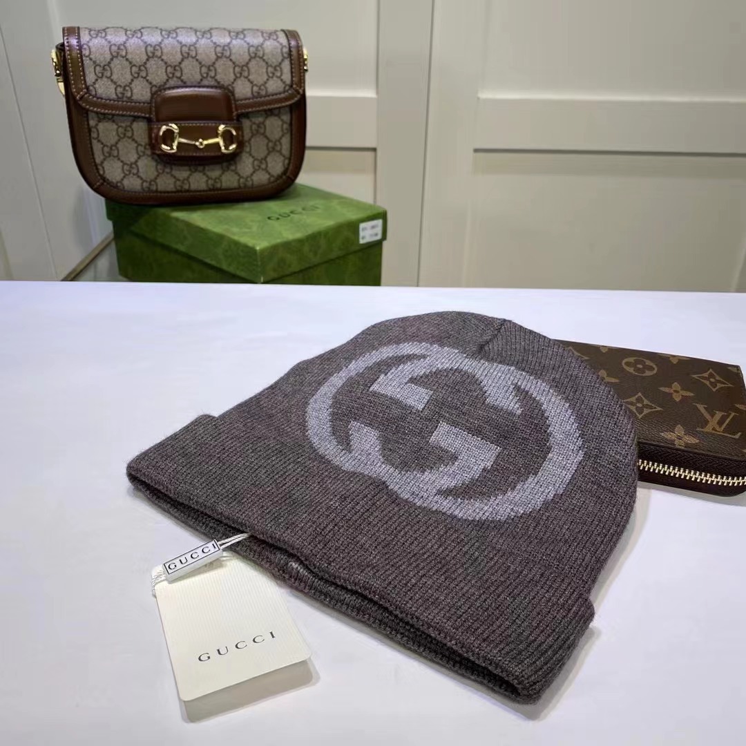 GUCCI Knitted Hat - Image 3