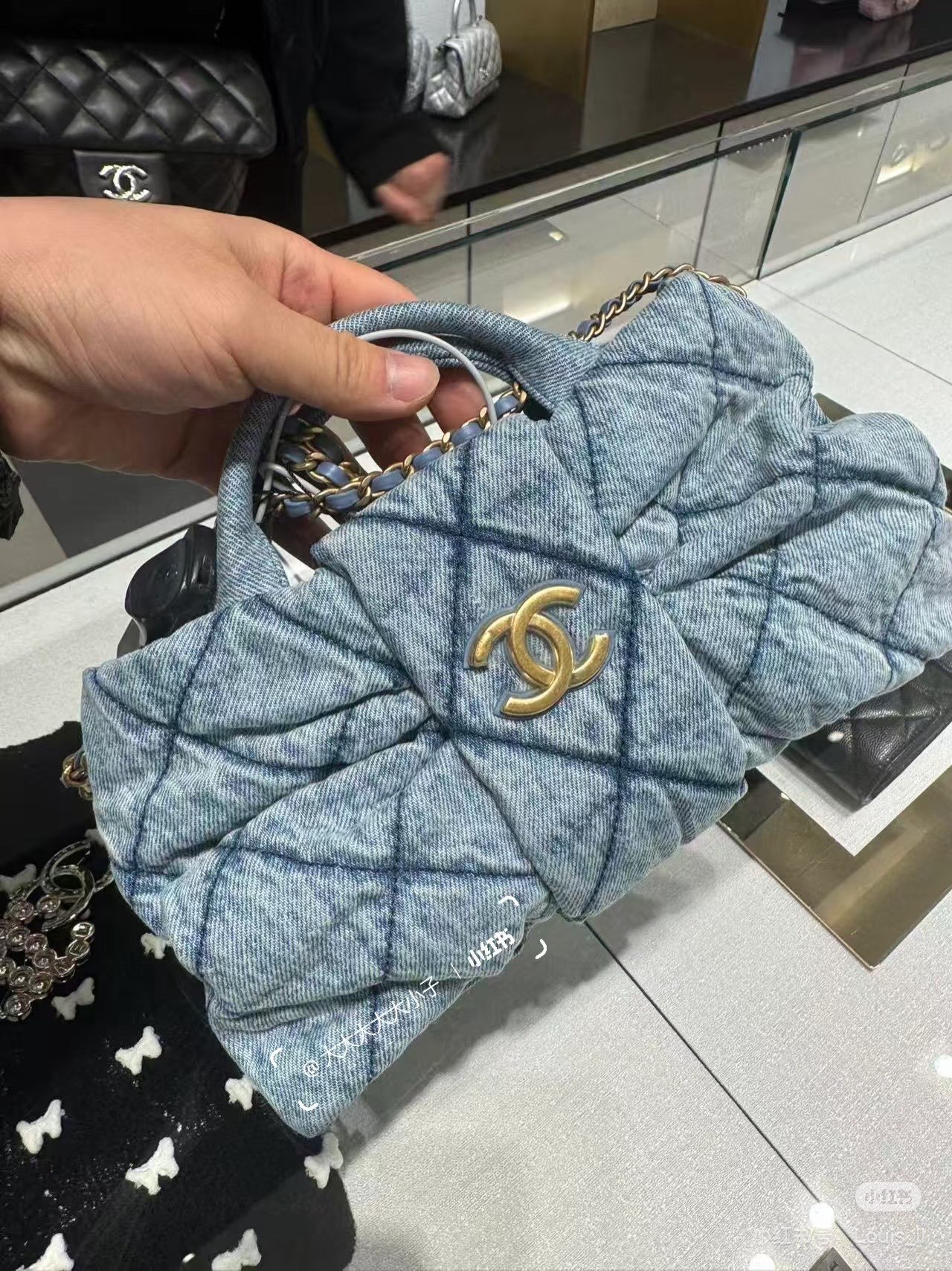 CHANEL Bow Single Shoulder Crossarm Handheld Bow Chain Bag - Image 2