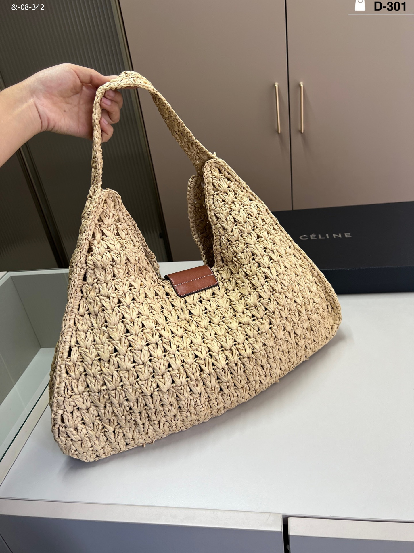 Celine, 2 colors, high-quality woven tote bag made of Lafite grass - Image 9