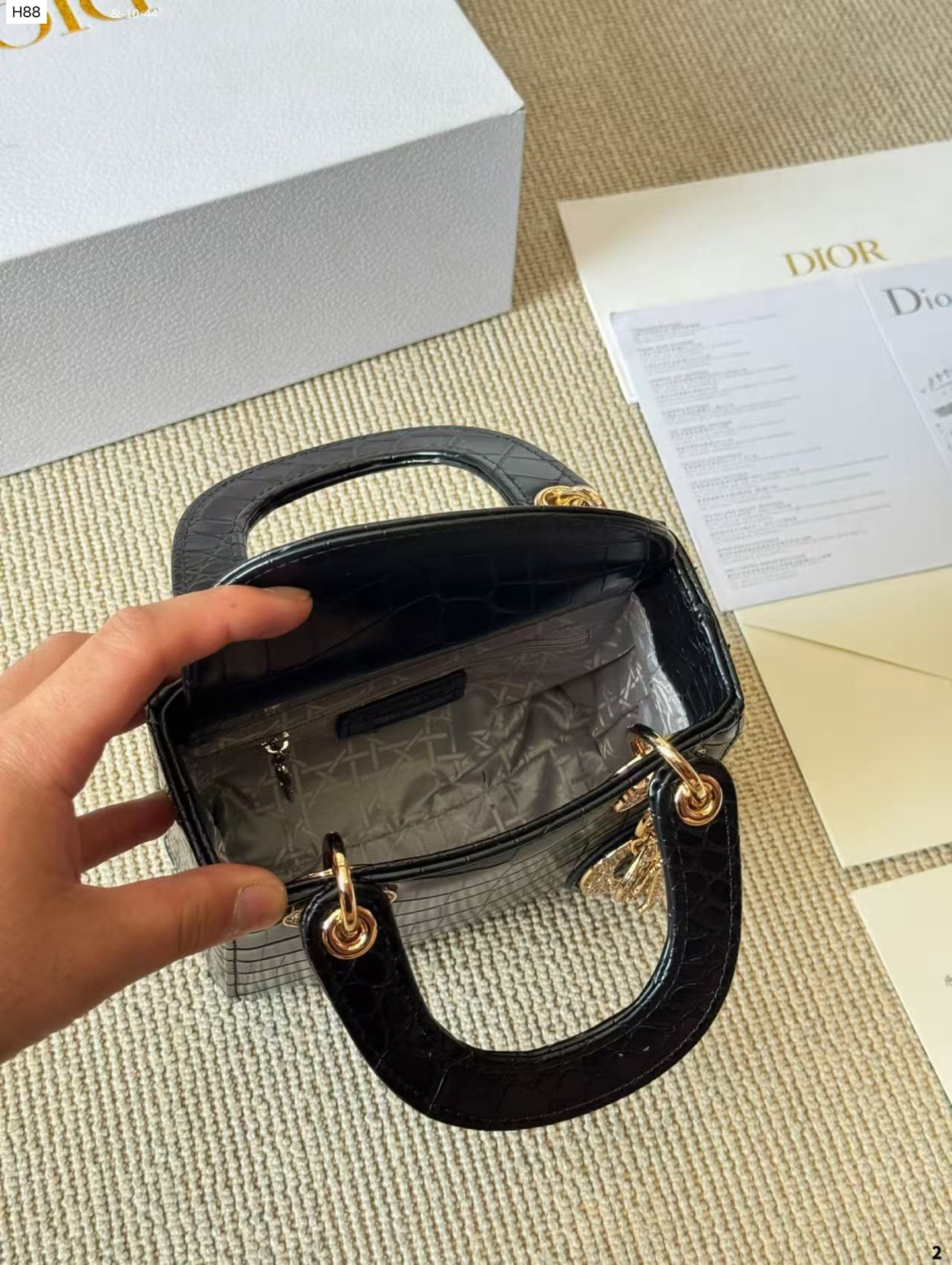 Dior 5-Color, Handheld Concubine Bag, Single Shoulder Crossbody Bag - Image 4