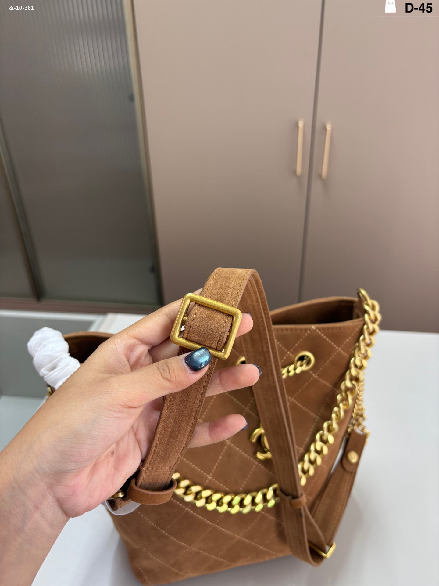 CHANEL suede bucket bag, single shoulder crossbody bag - Image 4