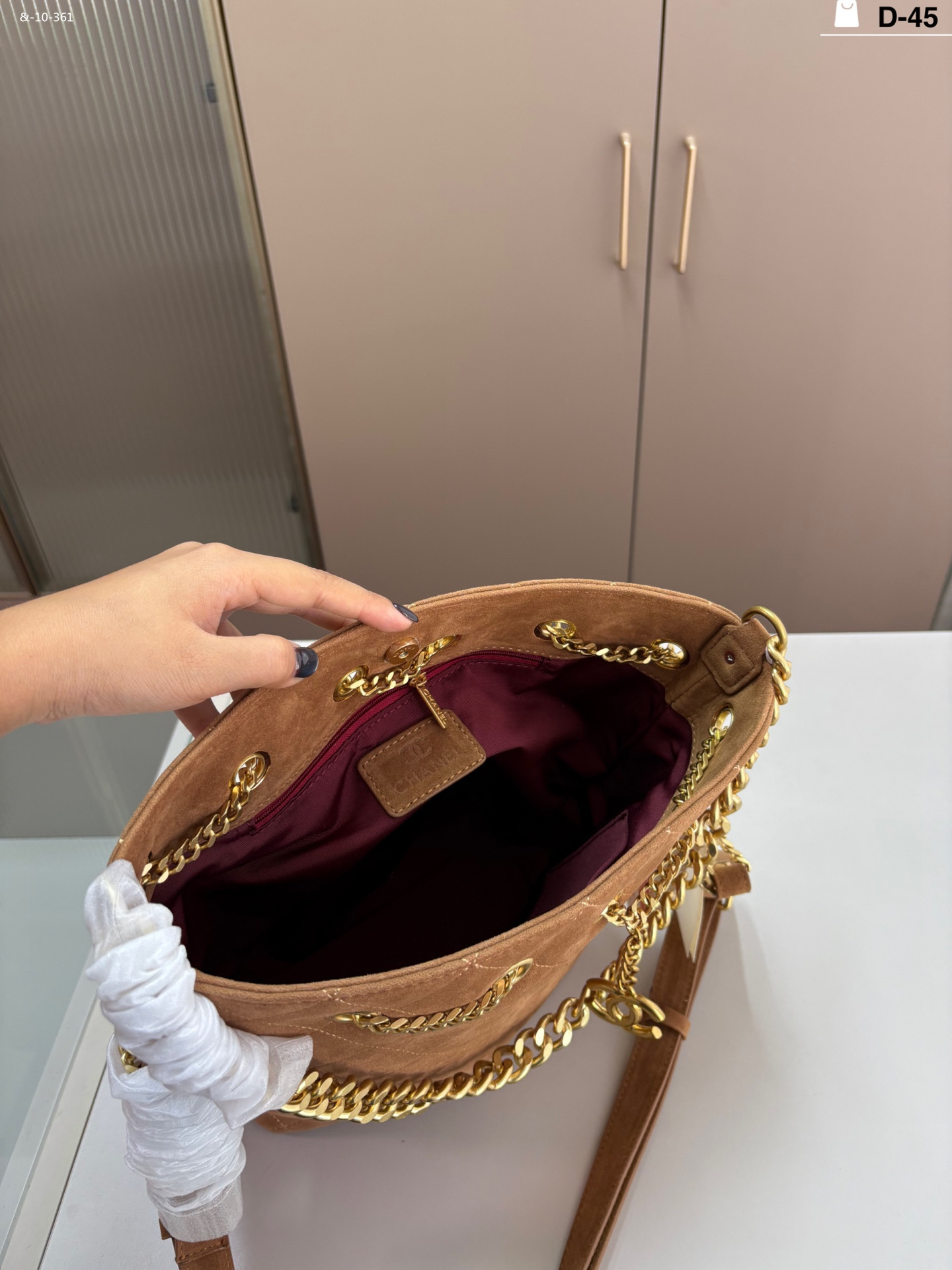 CHANEL suede bucket bag, single shoulder crossbody bag - Image 3