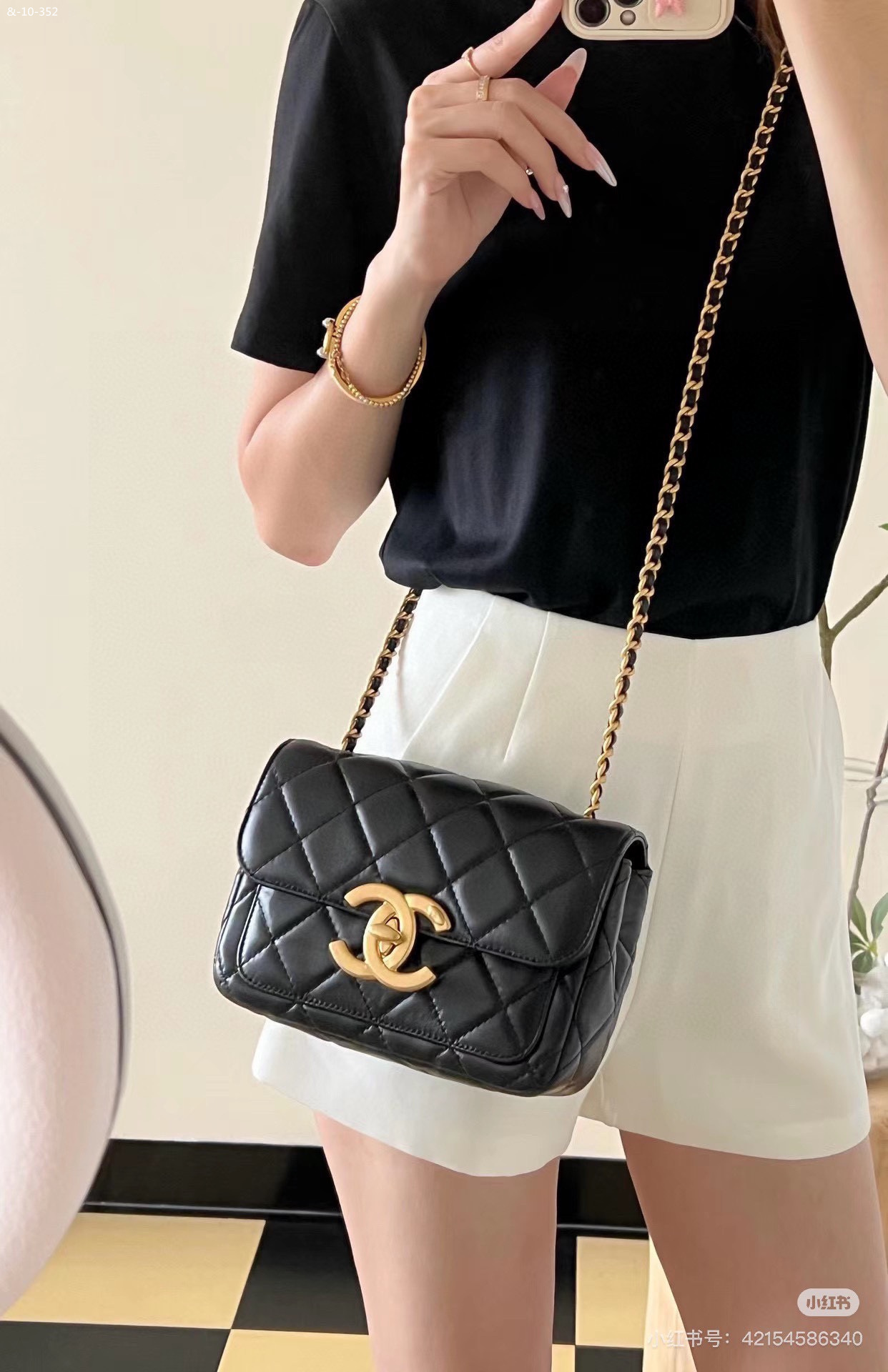CHANEL square fat bag, one shoulder crossbody carrying chain bag - Image 2