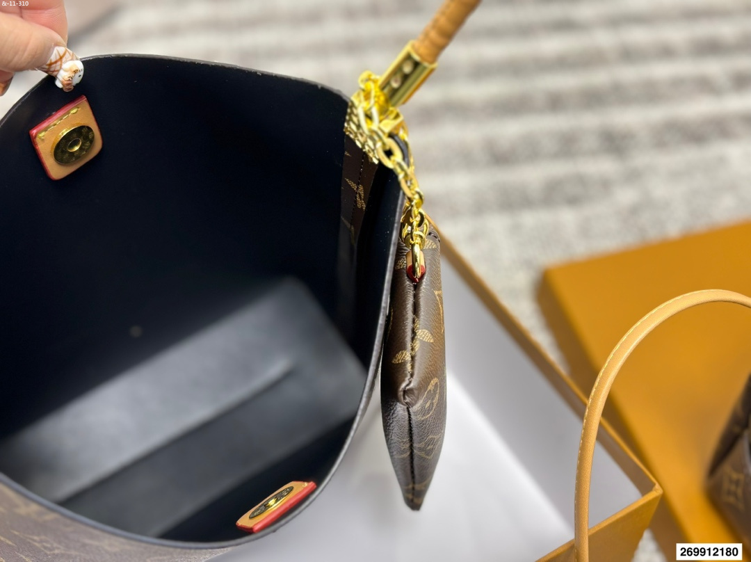 Louis Vuitton women's printed tote bag, single shoulder crossbody bag - Image 6